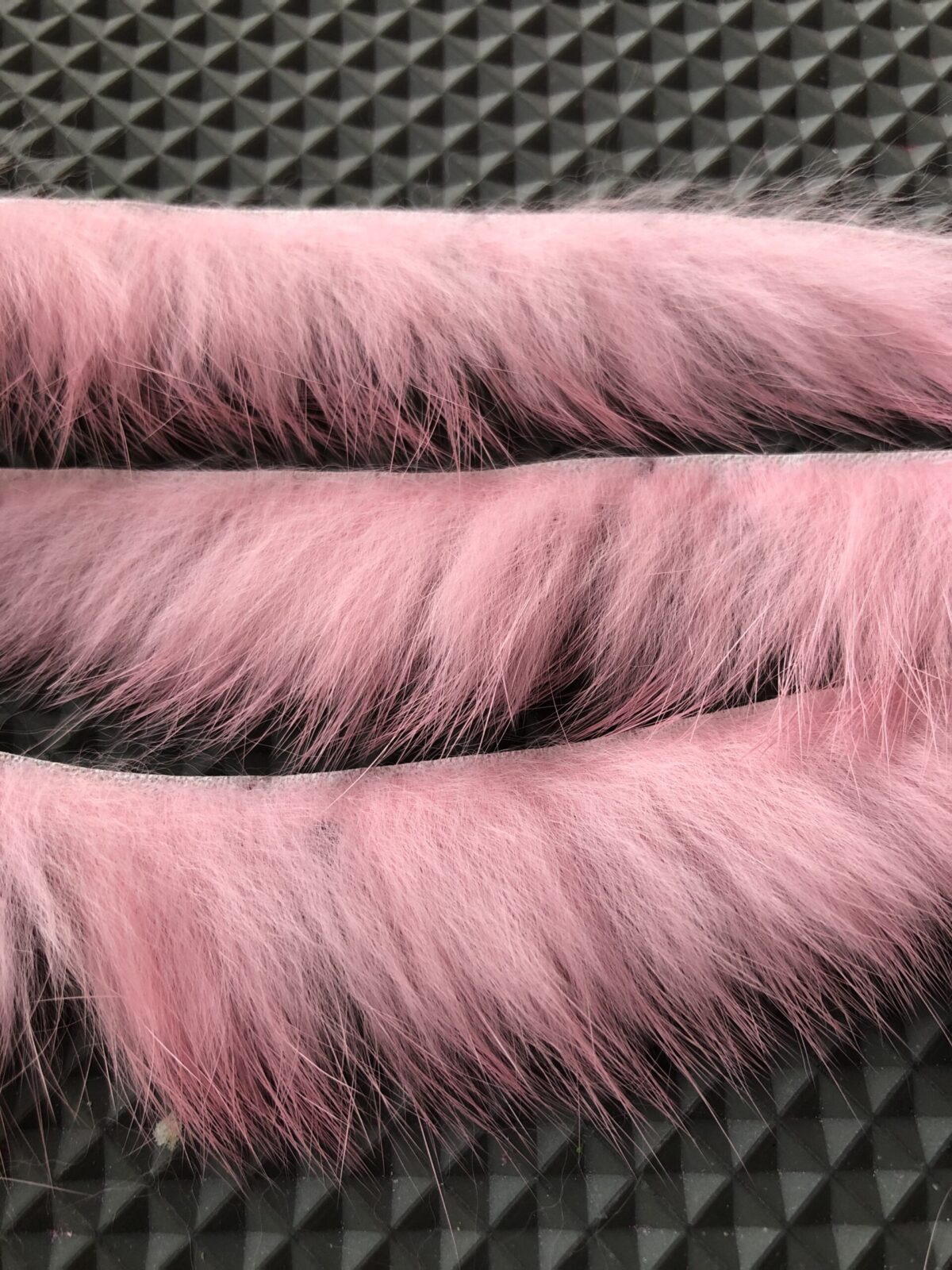Hareline Dubbin Salmon Pink Crosscut Rabbit Strips Dinger Jigs scaled 1200x1600 - Crosscut Rabbit